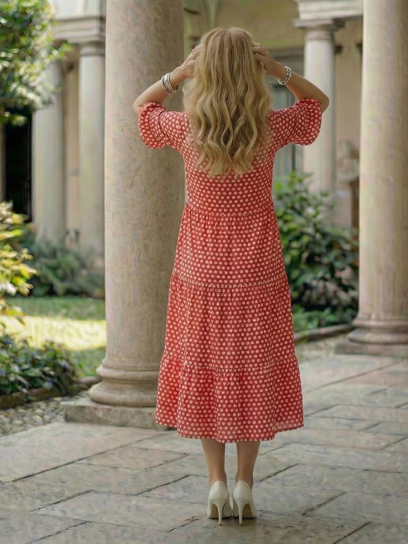 Arlo | Vestido Midi de Lunares en Capas con Manga Corta