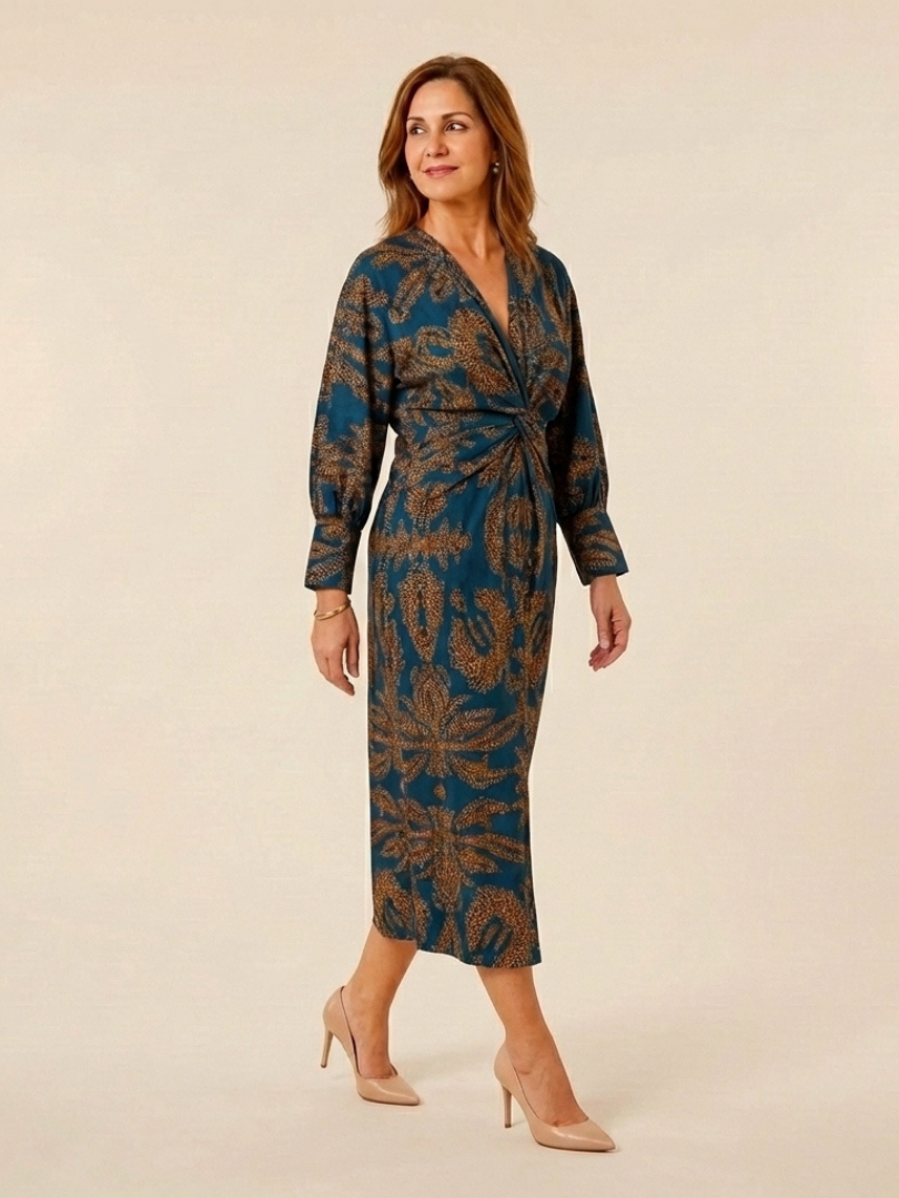 Corinna | Vestido midi de manga larga con escote en V y detalle torcido en el frente