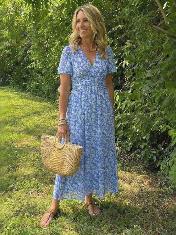 Maris | Vestido Maxi Floral con Escote en V y Mangas Cortas