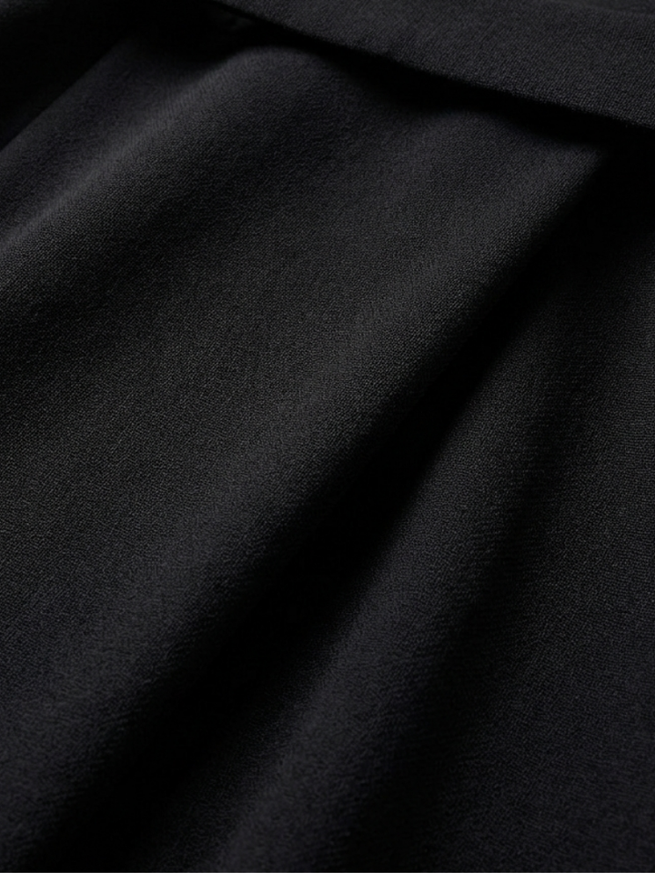 Sereia | Vestido Midi Asimétrico con Manga Capa y Cintura Definida