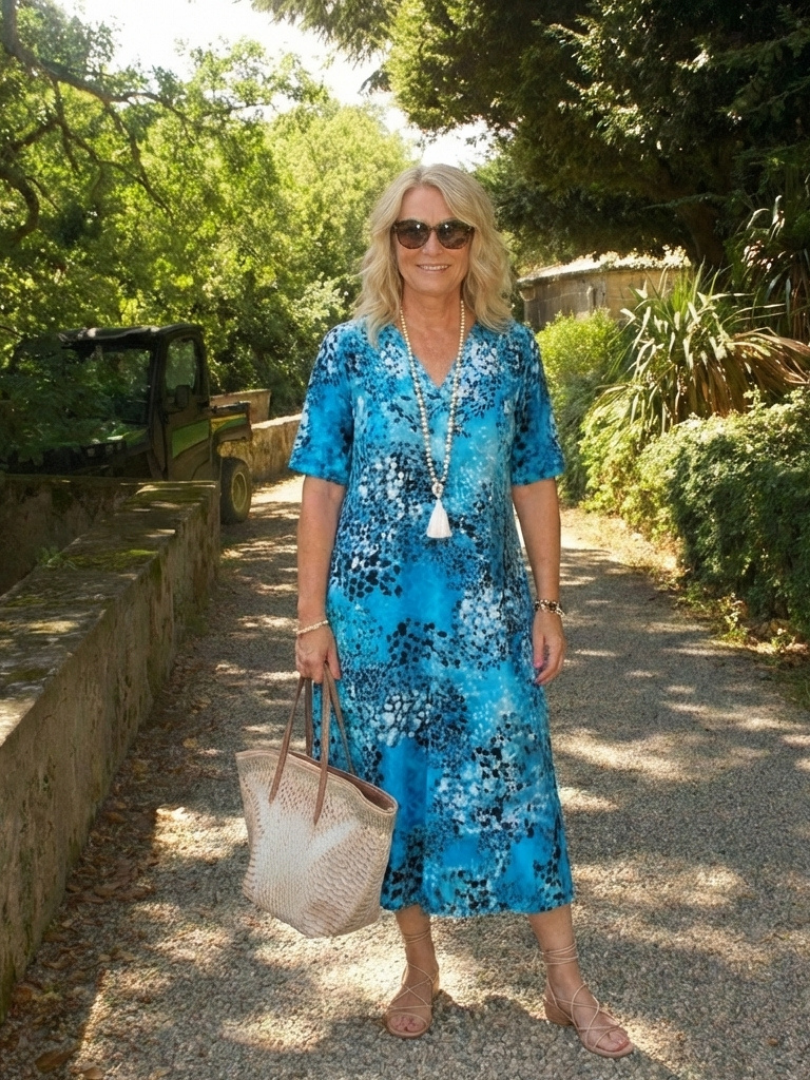Althea | Vestido midi impreso de cuello en V y manga corta