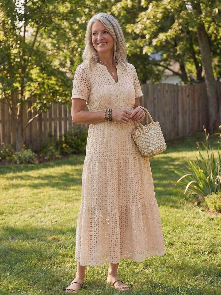 Odelisse | Vestido midi con mangas cortas y volantes de ojales