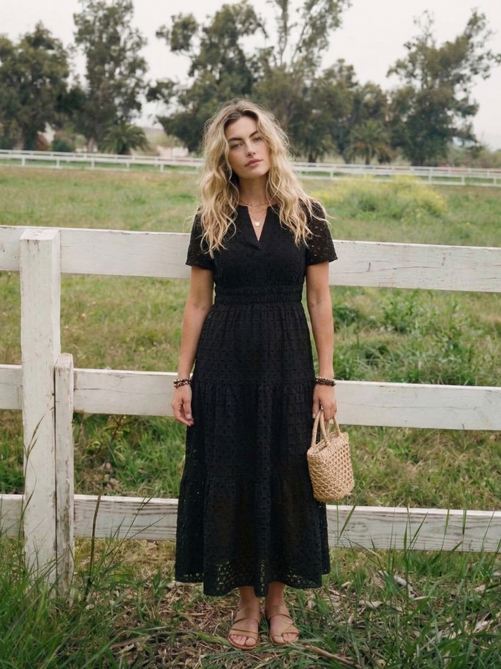 Odelisse | Vestido midi con mangas cortas y volantes de ojales