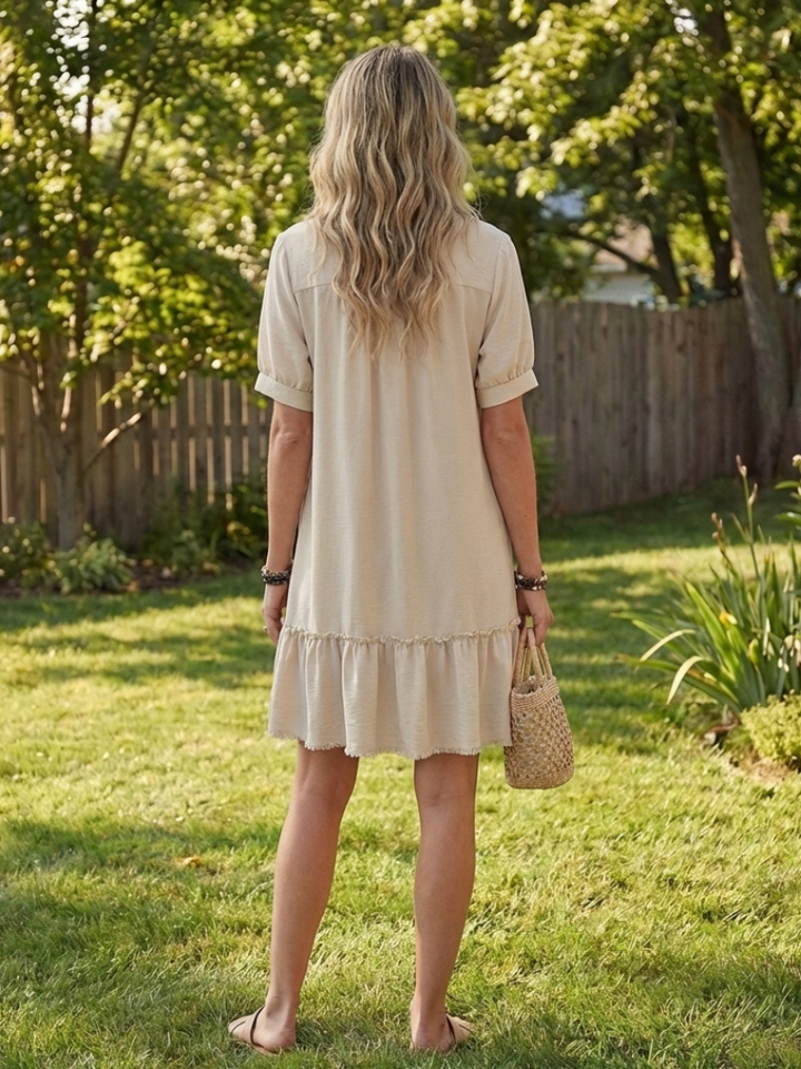Sabine | Vestido de Manga Corta con Botones y Dobladillo Volante