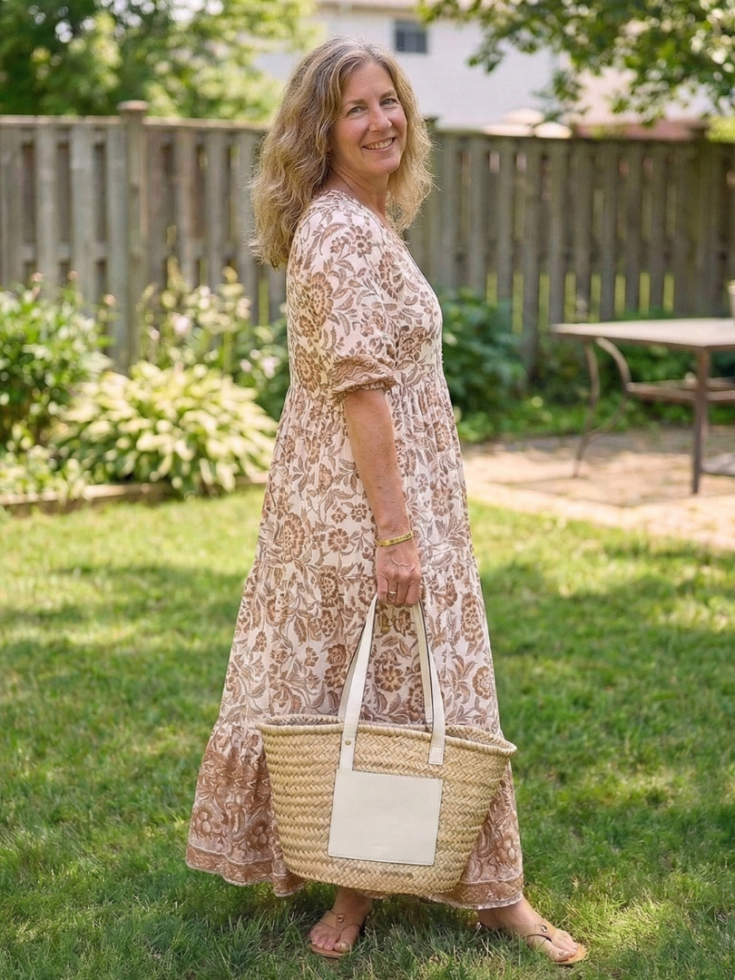 Calandra | Vestido midi floral de manga corta y escote en V