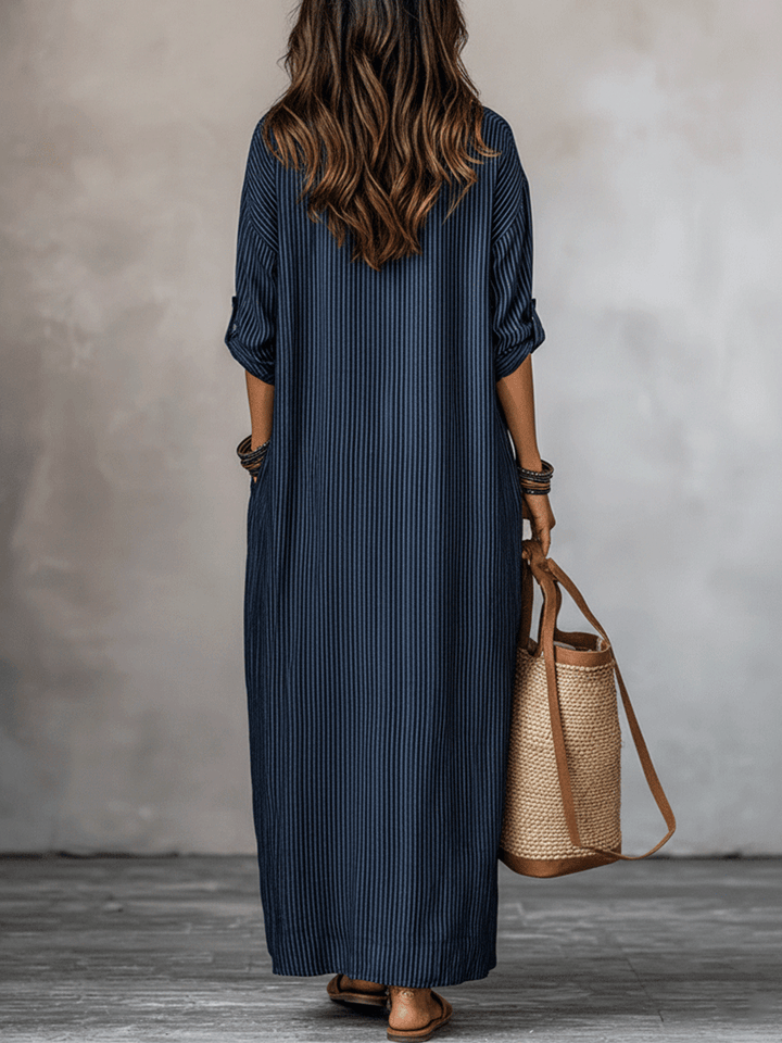 Vestido largo amplio azul índigo con espíritu nómada