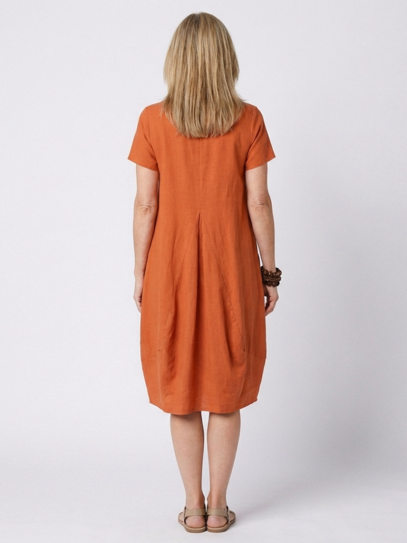Diane | Vestido de Longitud de Rodilla con Mangas Cortas y Pliegues