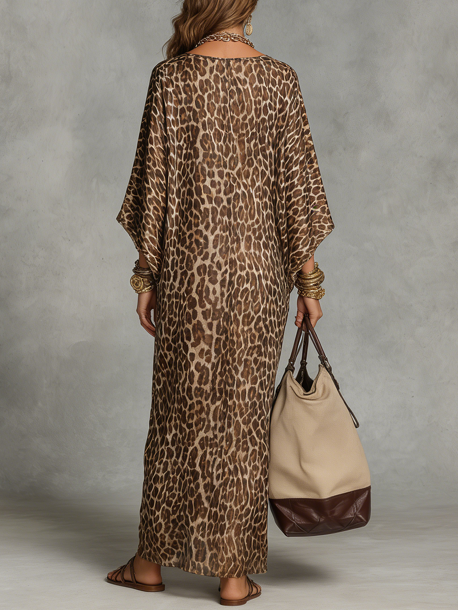 Ropa larga de leopardo refinada con frente torcido