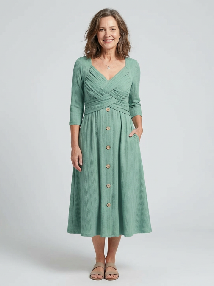 Isolde | Vestido midi de botonera con cuello en V y plisado cruzado