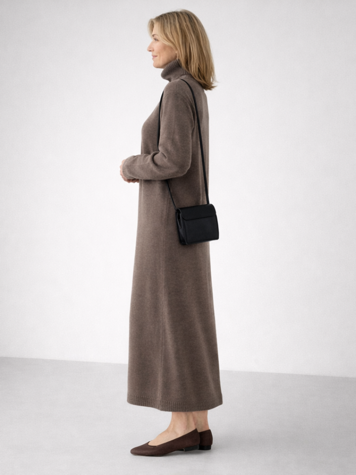 Lena | Vestido Maxi de Punto con Cuello Alto Relajado