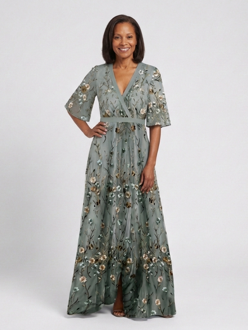 Evadne | Vestido Maxi de Flores con Escote en V y Manga Corta