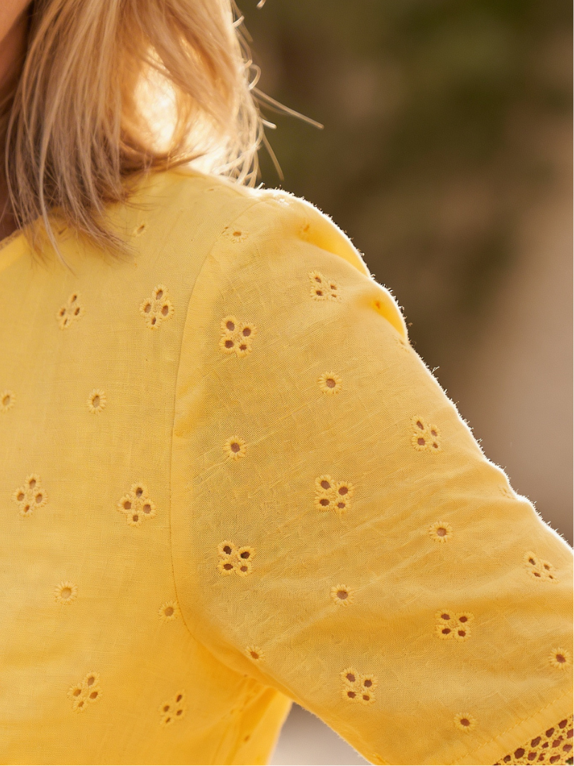 Maristelle | Vestido Midi de Algodón Bordado